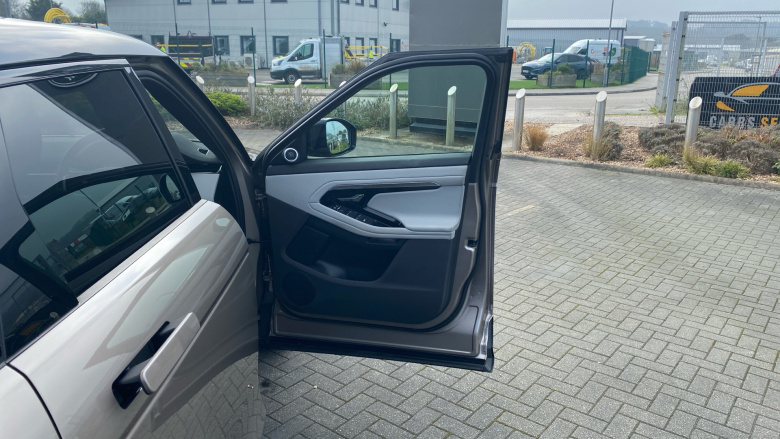 Land Rover Range Rover Evoque 1.5 P300e Evoque Edition 5dr Auto Hatchback